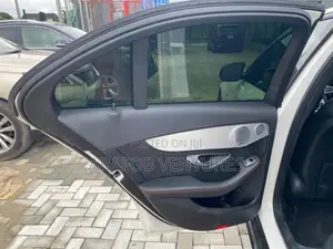 Mercedes-Benz C43 2017 White