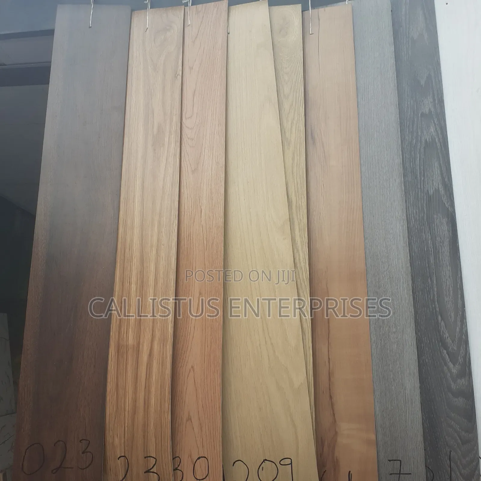 Vinyl Rubber Tiles