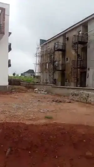 3bdrm Block of Flats in Idu Industrial for sale