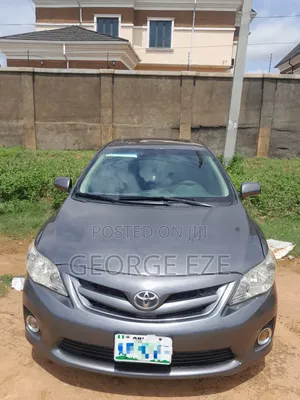 Toyota Corolla 2010 Gray
