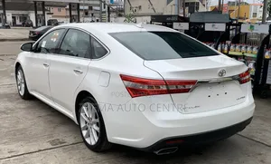 Toyota Avalon 2014 White