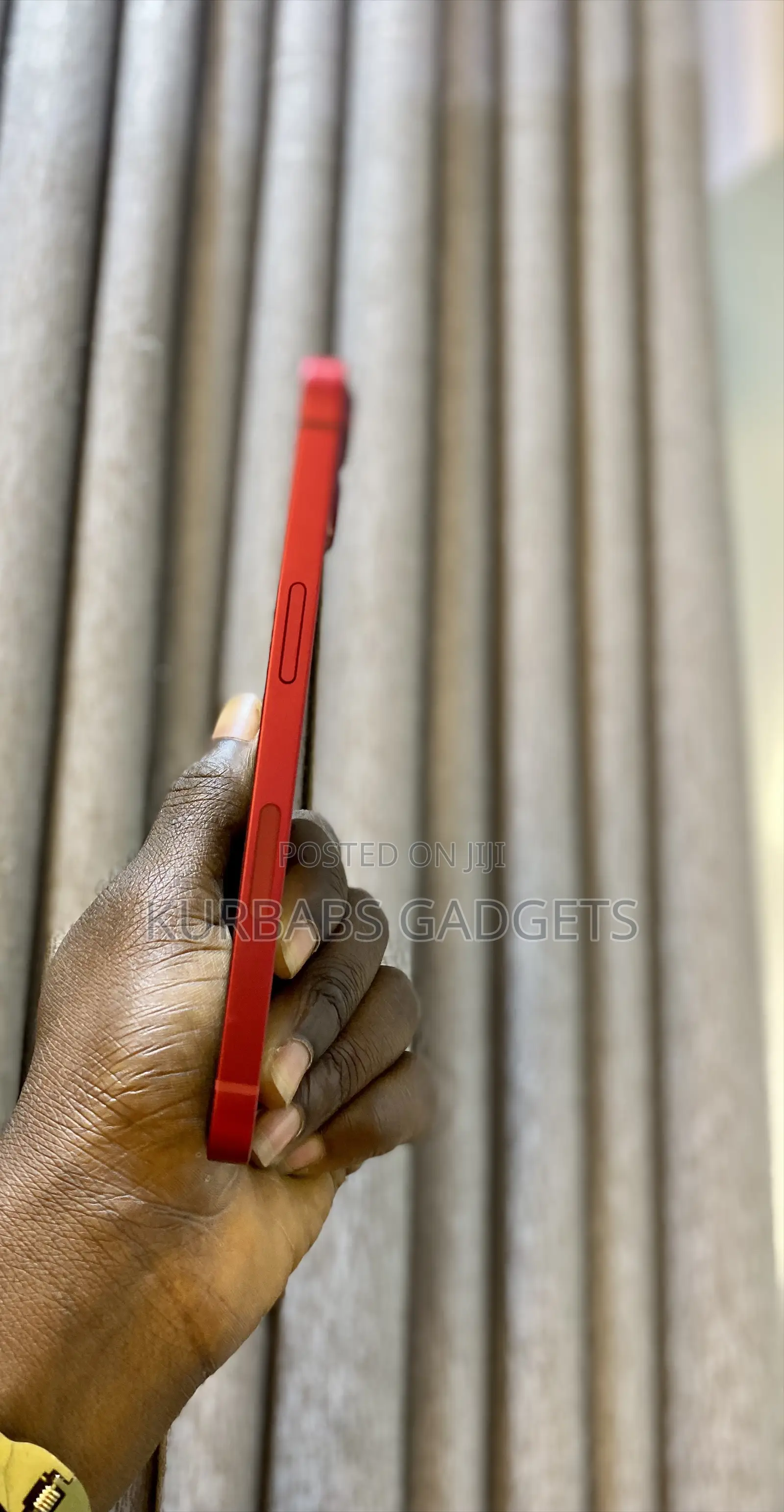 Apple iPhone 13 128 GB Red