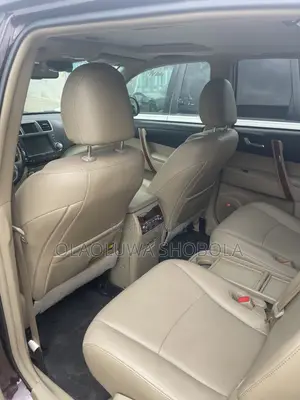 Toyota Highlander Limited 2012 Burgundy