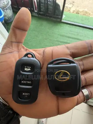 Key and Keyless Cover