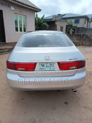 Honda Accord 2005 Silver