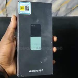 New Samsung Galaxy Z Flip5 256 GB Gray