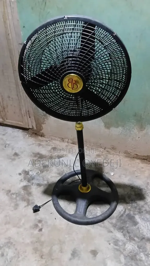 World Class BB 26 Inch Standing Fan