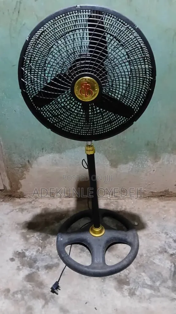 World Class BB 26 Inch Standing Fan