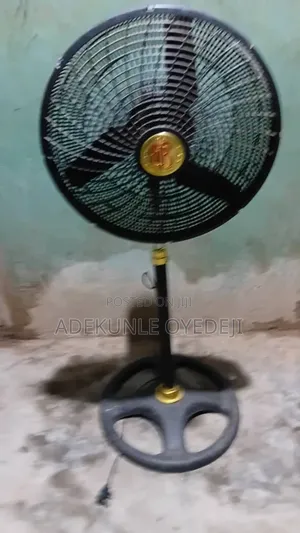 World Class BB 26 Inch Standing Fan