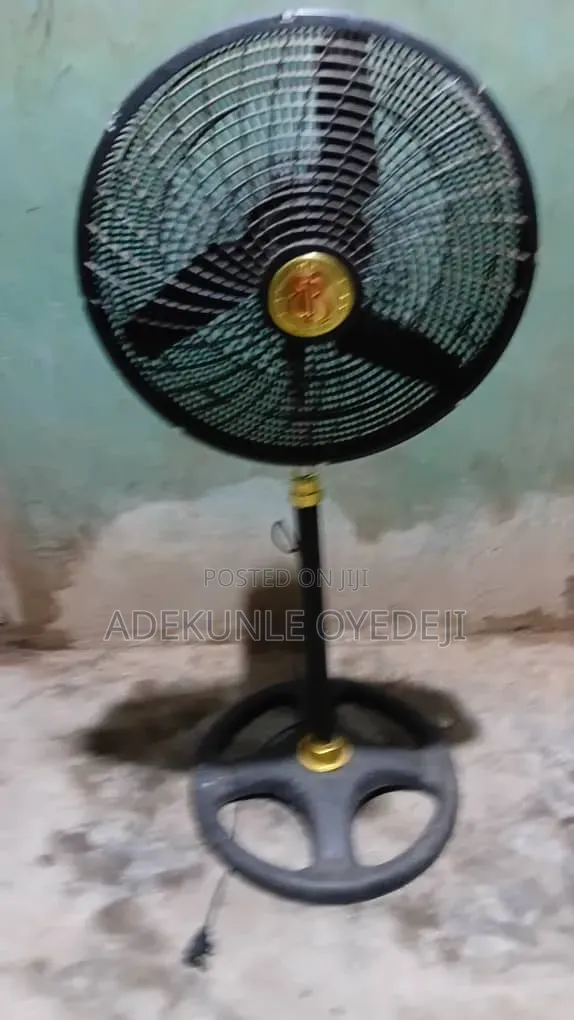 World Class BB 26 Inch Standing Fan