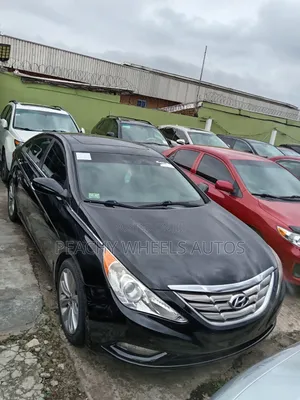 Hyundai Sonata 2011 Black