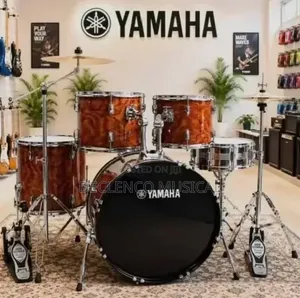 Yamaha Acoustic 5 Set of Drums