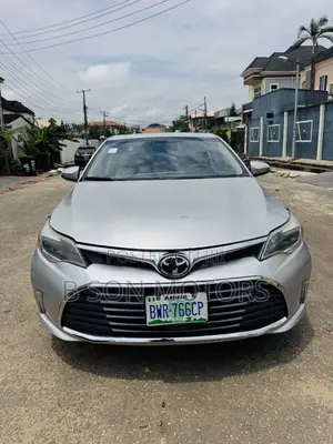 Toyota Avalon Limited 4dr Sedan (3.5L 6cyl 6A) 2014 Silver
