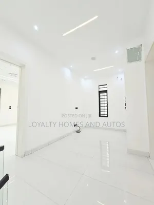 2bdrm House in Bode Thomas for sale