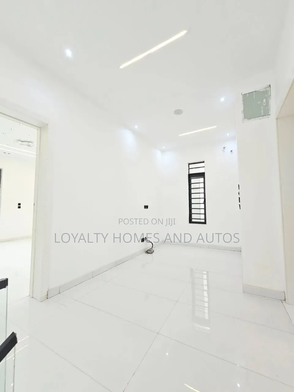 2bdrm House in Bode Thomas for sale