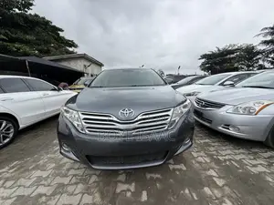 Toyota Venza LE 2012 Gray