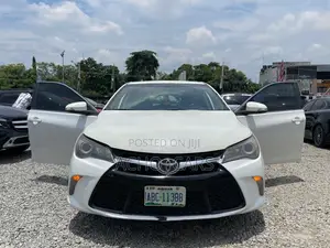 Toyota Camry 2016 White