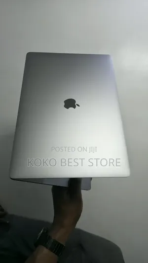Laptop Apple MacBook Pro 2019 32GB Intel Core i9 SSD 1T