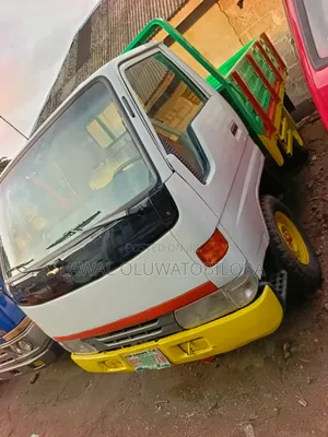 Nigeria Used Toyota Dyna 100 Normal Hand 3y Petrol Engine