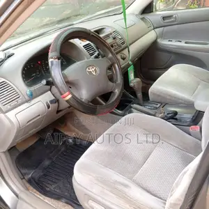 Toyota Camry 2003