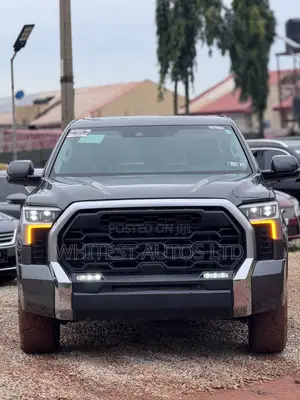 Toyota Tundra Limited 2022 Gray