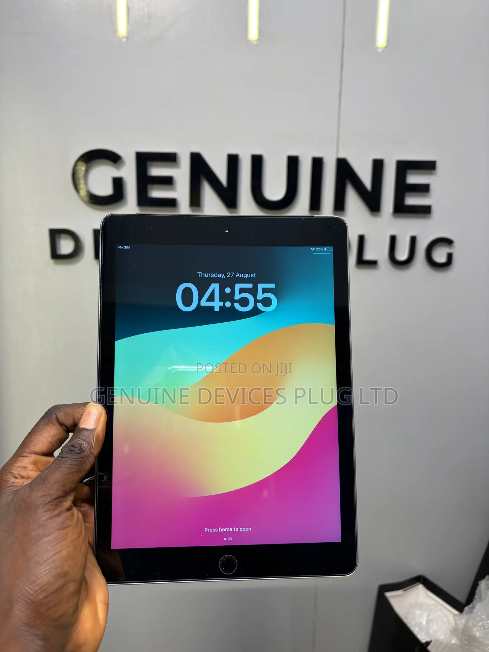 Apple iPad 9.7 128 GB Gray