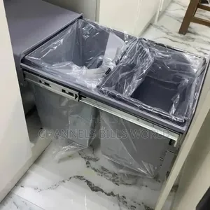 Pullout Cabinet Dustbin