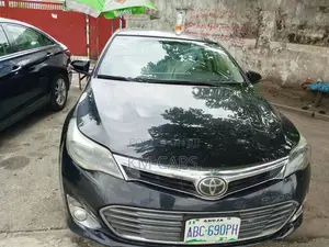 Toyota Avalon Limited 4dr Sedan (3.5L 6cyl 6A) 2014 Black