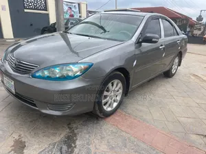 Toyota Camry 2006 Gray