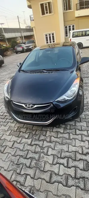Hyundai Elantra GLS 2012 Black