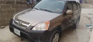 Honda CR-V 2006 Gold