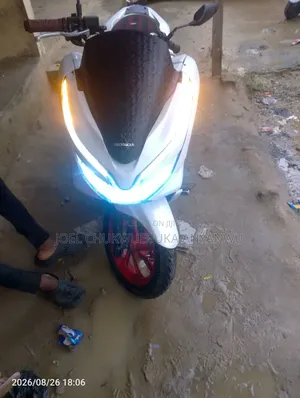 Honda CBX 2025 White
