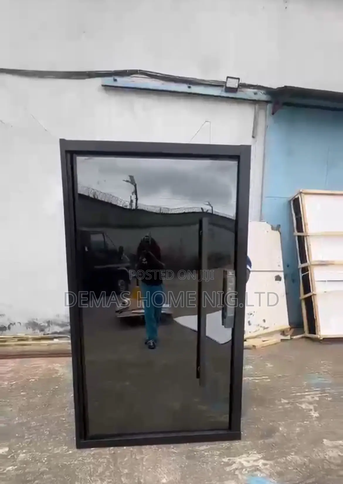 4 by 7ft Turkish Pivot Door Black