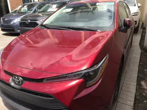 Toyota Camry LE 2025 Red