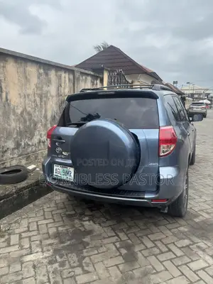 Toyota RAV4 2008 Blue