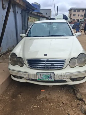Mercedes-Benz C230 2007 White
