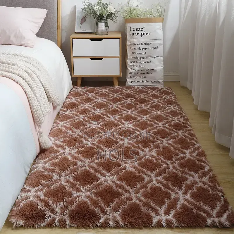 Classy, Cute and Comfortable Fur Rug
