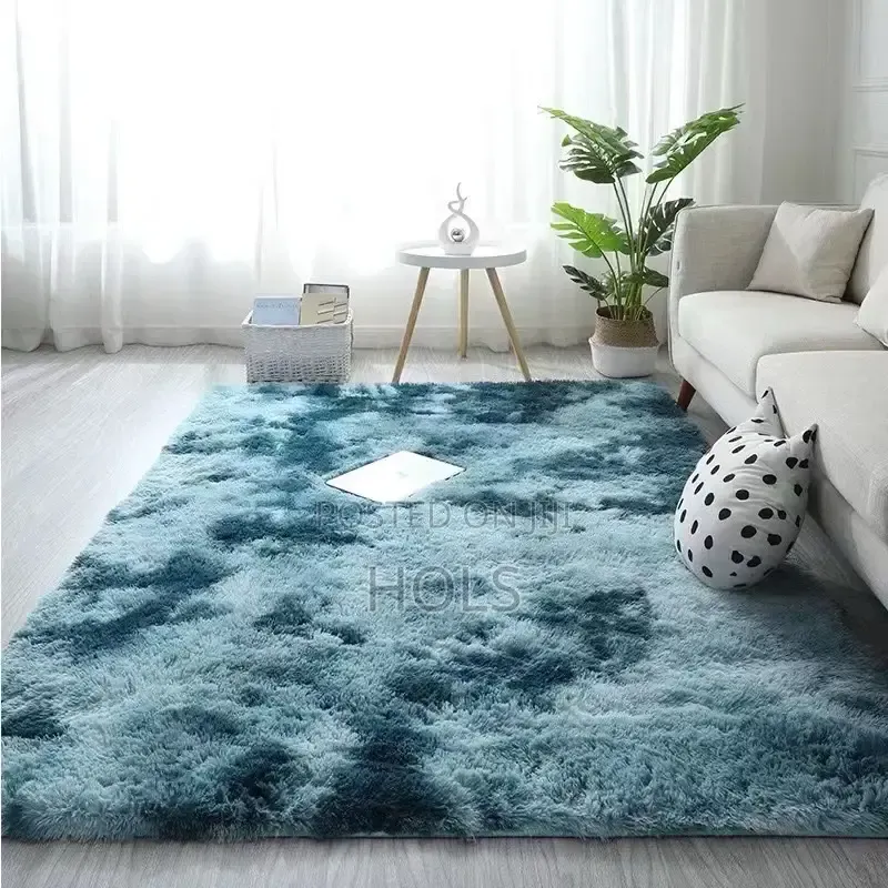 Classy, Cute and Comfortable Fur Rug