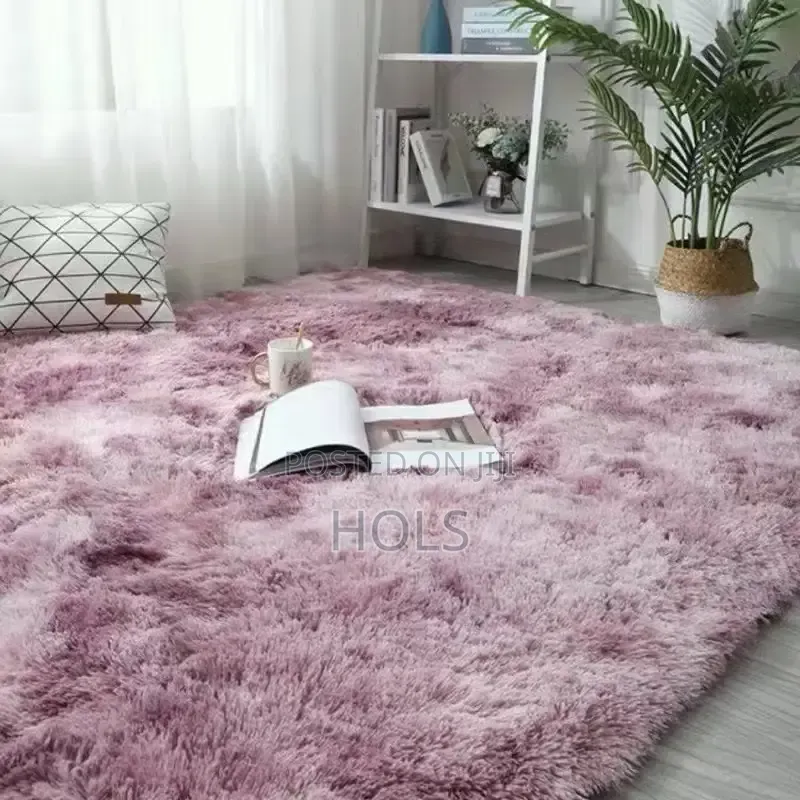 Classy, Cute and Comfortable Fur Rug