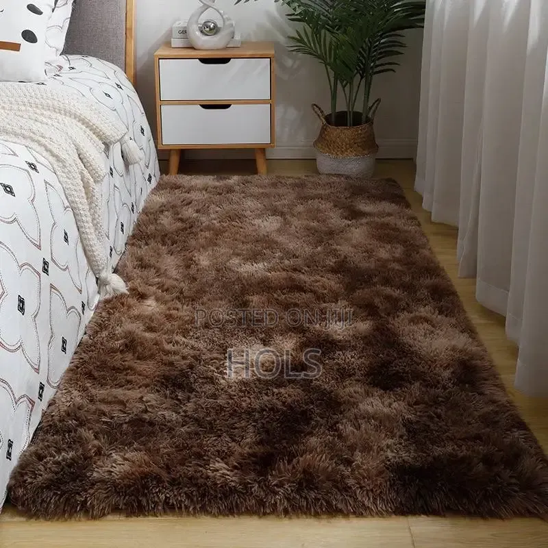 Classy, Cute and Comfortable Fur Rug