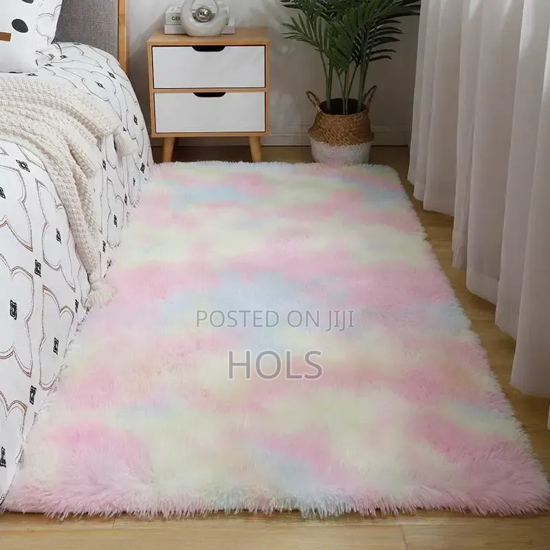 Classy, Cute and Comfortable Fur Rug