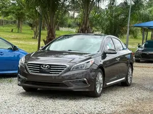Hyundai Sonata Limited 4dr Sedan (2.4L 4cyl 6A) 2015 Gold