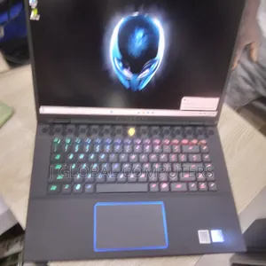 Laptop Alienware M16 R2 16GB Intel Core Ultra 9 SSD 1T
