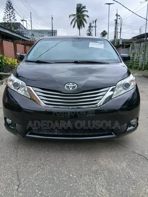 Toyota Sienna 2013 Black