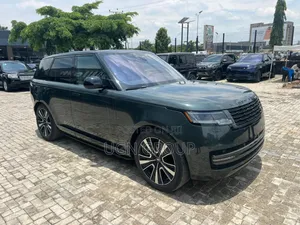New Land Rover Range Rover 2023 Green
