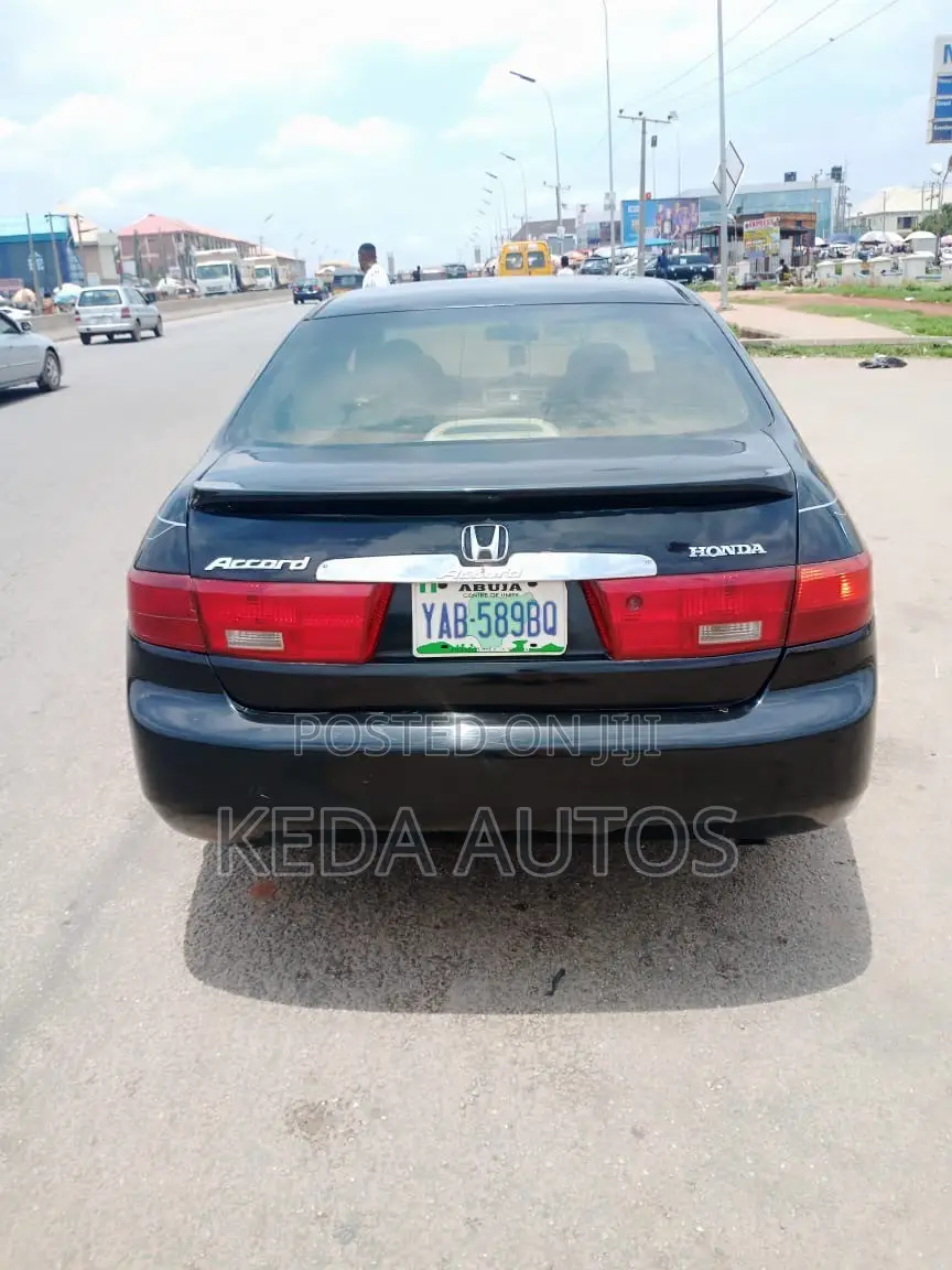 Honda Accord Automatic 2005 Black