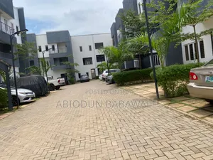 4bdrm Duplex in Mabushi Abuja for rent