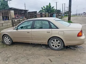 Toyota Avalon 2003 Gold
