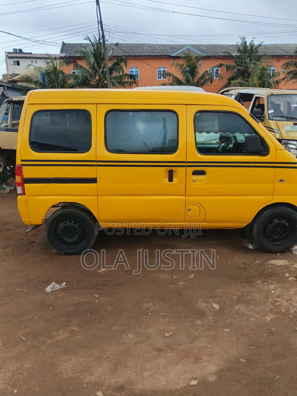 Suzuki Every 2010 Yellow