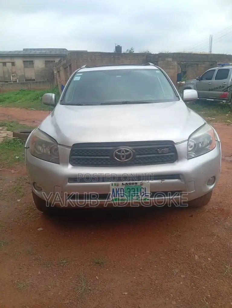 Toyota RAV4 2008 Silver
